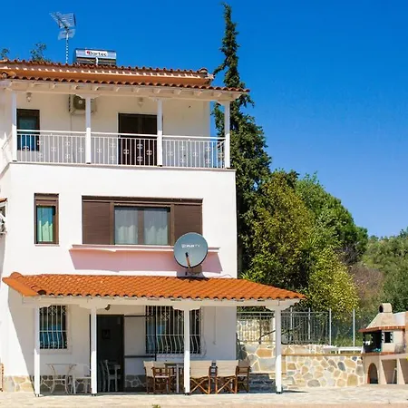 Villa Lion *
