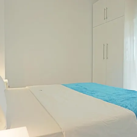 Lion Villa *